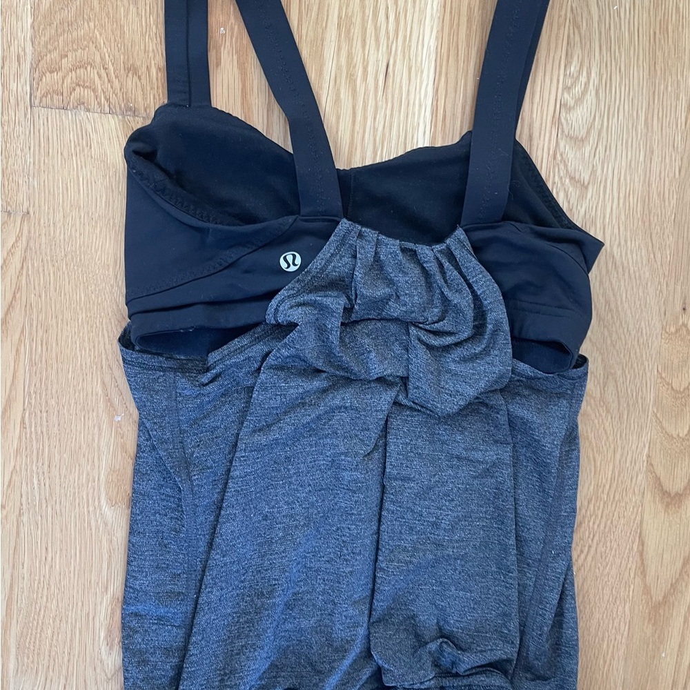 Lululemon black and charcoal grey workout tank top